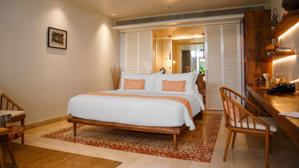 Heritage Deluxe Courtyard King